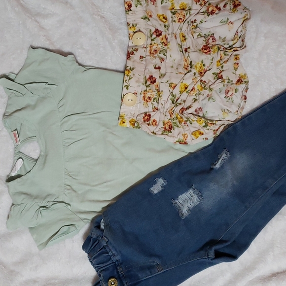 Zara Other - 3pc bundle: top, shorties & jeans